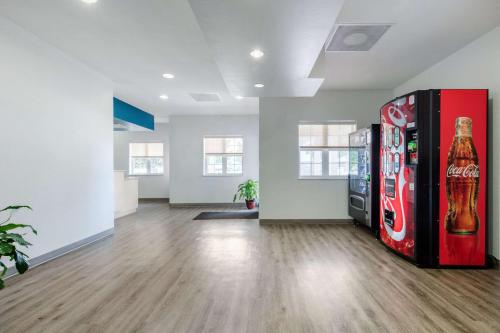 suburban studios birmingham homewood i 65