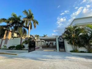 el palacio hotel and resort