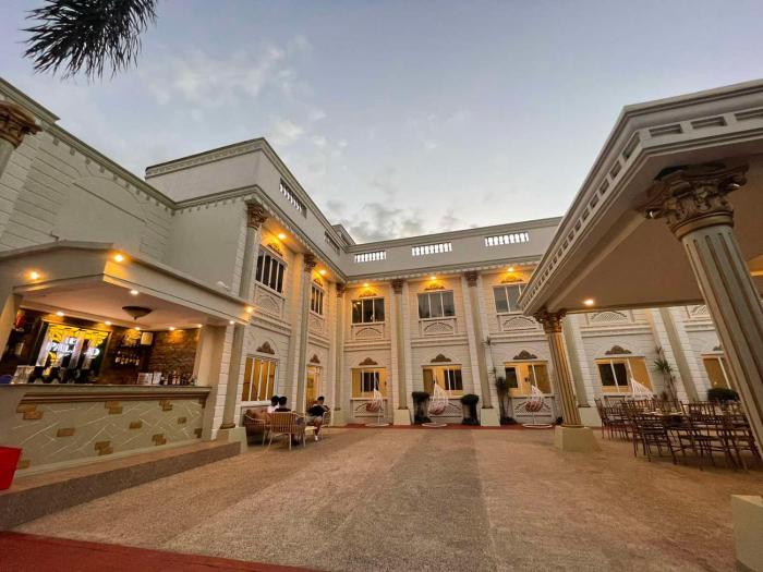 el palacio hotel and resort