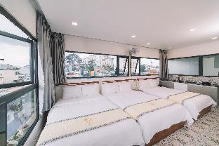 h na hotel a l t