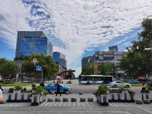 kyriad marvelous hotel weihai xingfumen weigao plaza