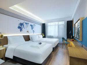 kyriad marvelous hotel weihai xingfumen weigao plaza
