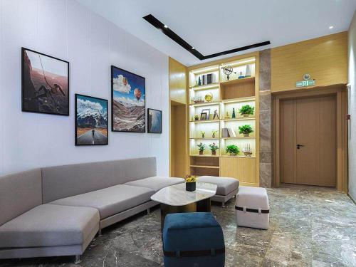 kyriad marvelous hotel weihai xingfumen weigao plaza