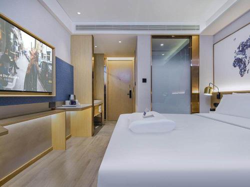 kyriad marvelous hotel weihai xingfumen weigao plaza
