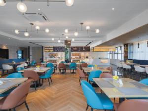 kyriad marvelous hotel baoying jinyuan square high speed railway station