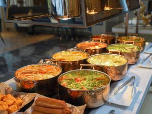 kyriad marvelous hotel baoying jinyuan square high speed railway station