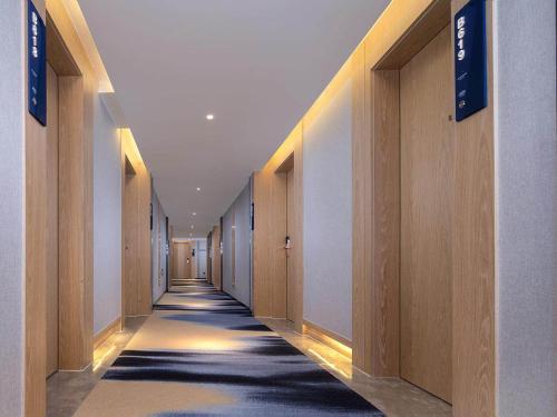 kyriad marvelous hotel zhongshan university of science and technology