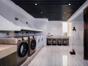 kyriad marvelous hotel zhongshan university of science and technology