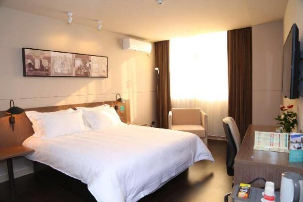kyriad marvelous hotel wuxi zhongshan road chongan temple south street
