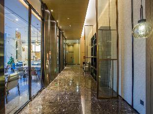 magnotel business zhenjiang south railway station greenland square