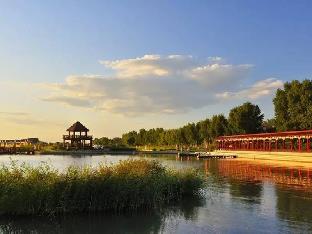 magnotel business zhenjiang south railway station greenland square