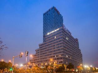 magnotel business zhenjiang south railway station greenland square