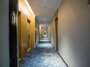 magnotel business zhenjiang south railway station greenland square