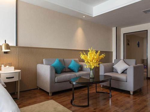 kyriad marvelous hotel kunming high tech district wuyue plaza