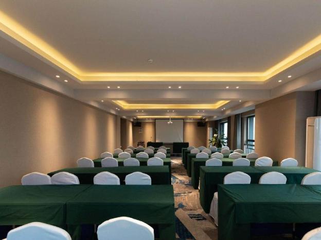 iu hotel harbin songbei new district normal university