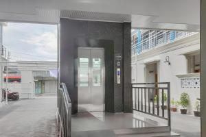 urbanview hotel mm indramayu by reddoorz