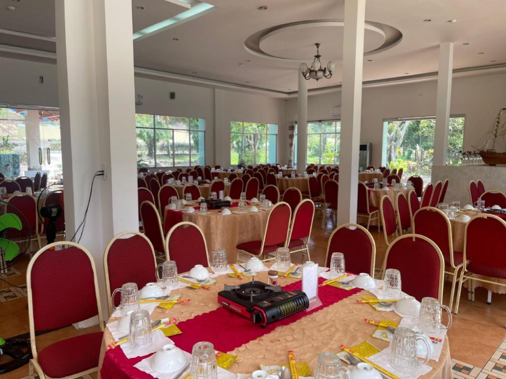 maxivic beach resort