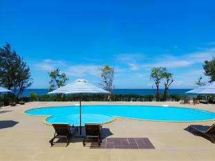 maxivic beach resort