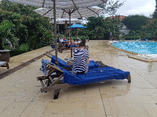 maxivic beach resort