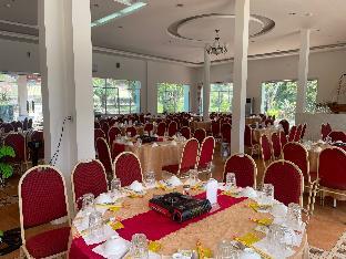 maxivic beach resort