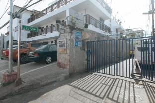 nearest hostel pasay city