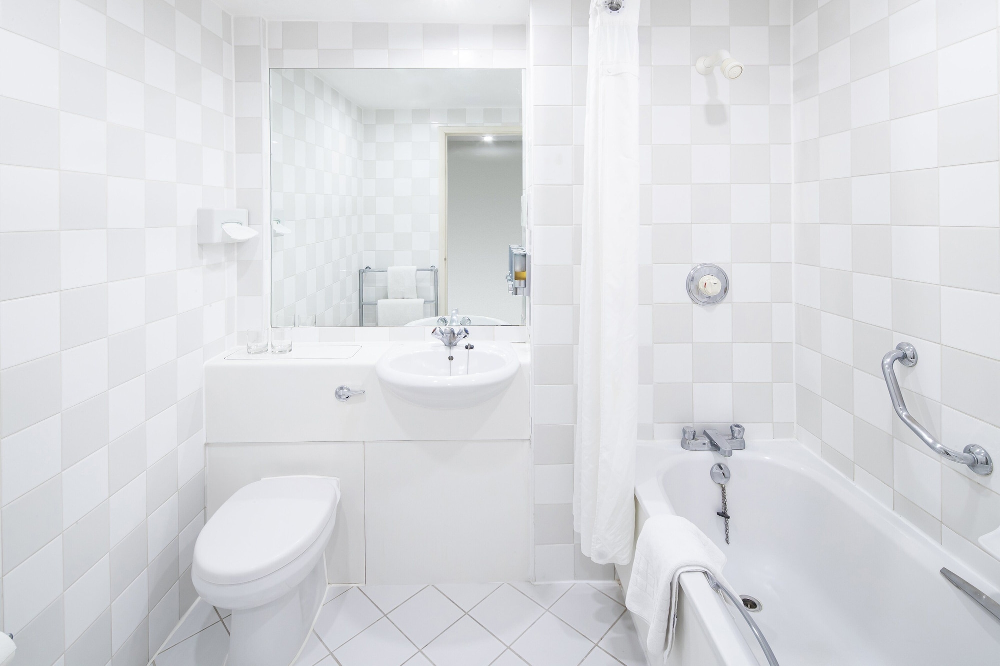 holiday inn hull marina by ihg