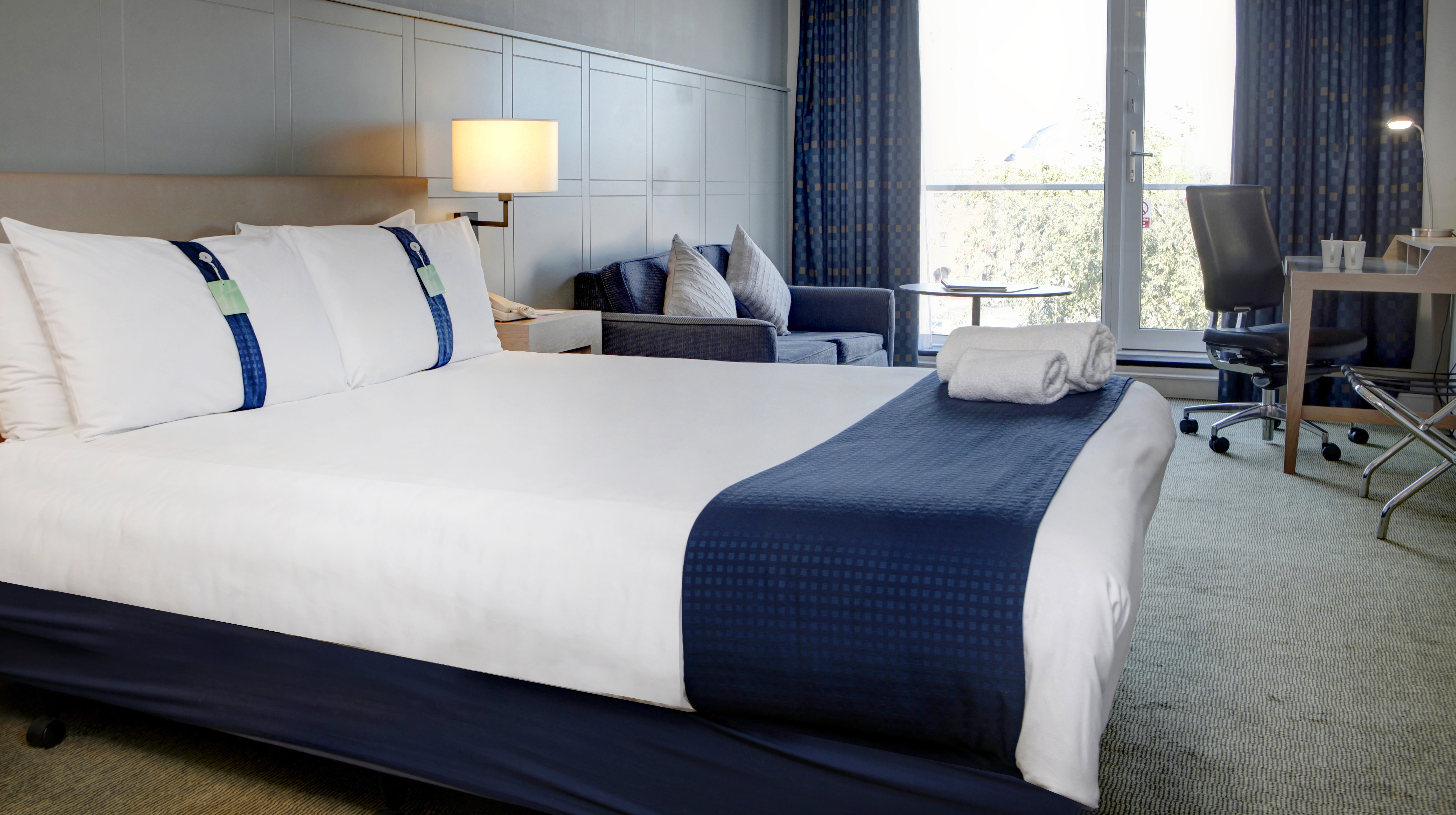 holiday inn hull marina by ihg