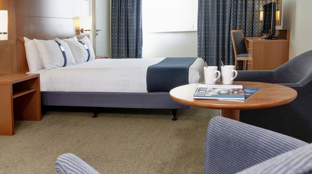 holiday inn hull marina by ihg