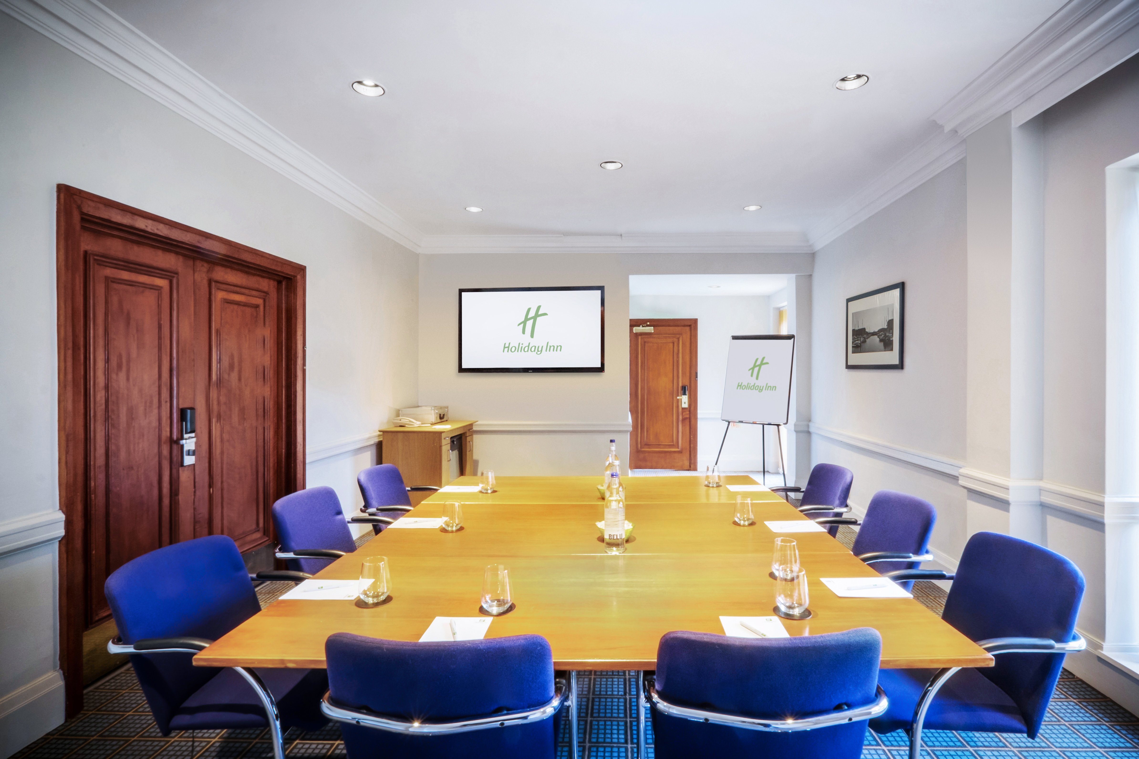 holiday inn hull marina by ihg