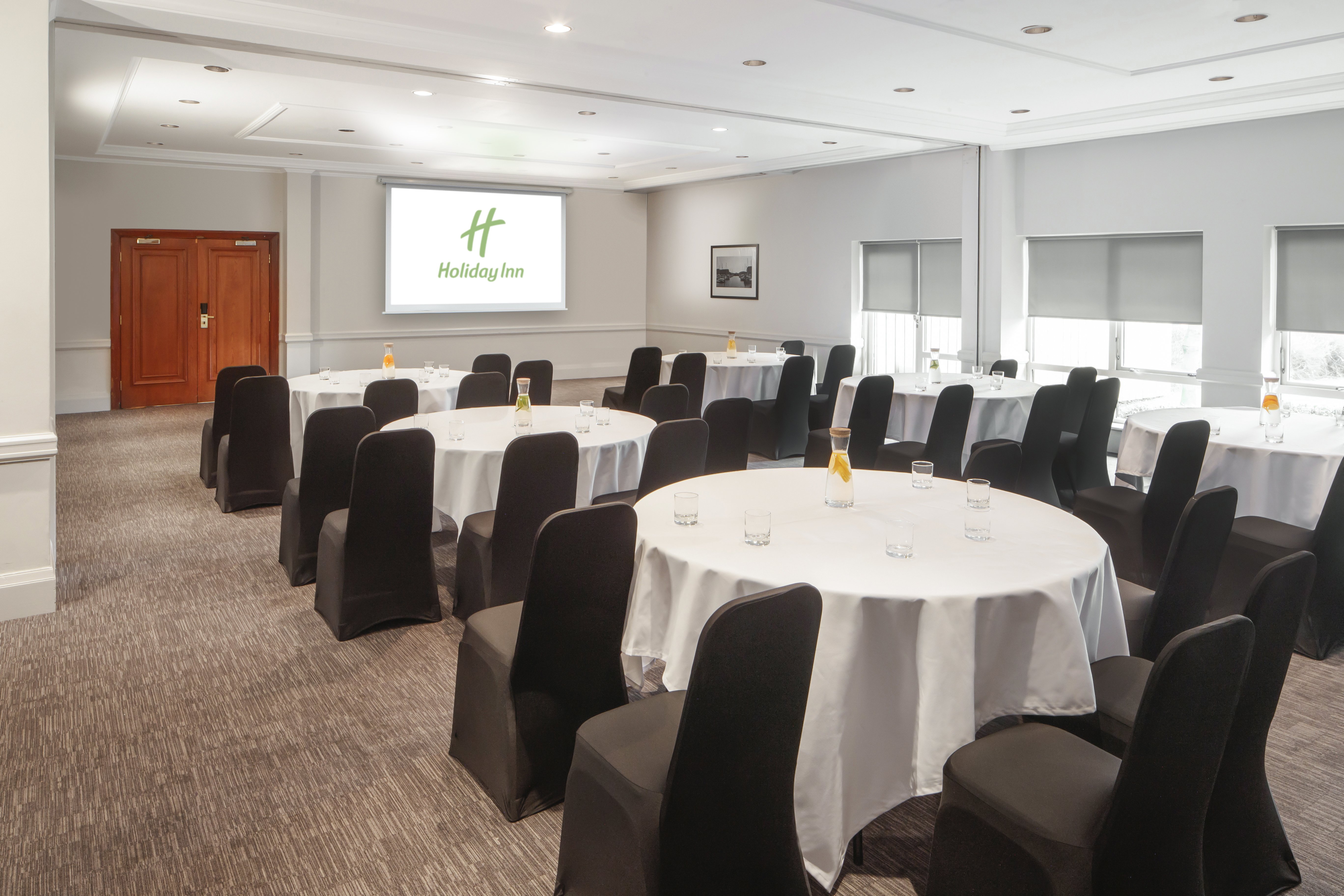 holiday inn hull marina by ihg