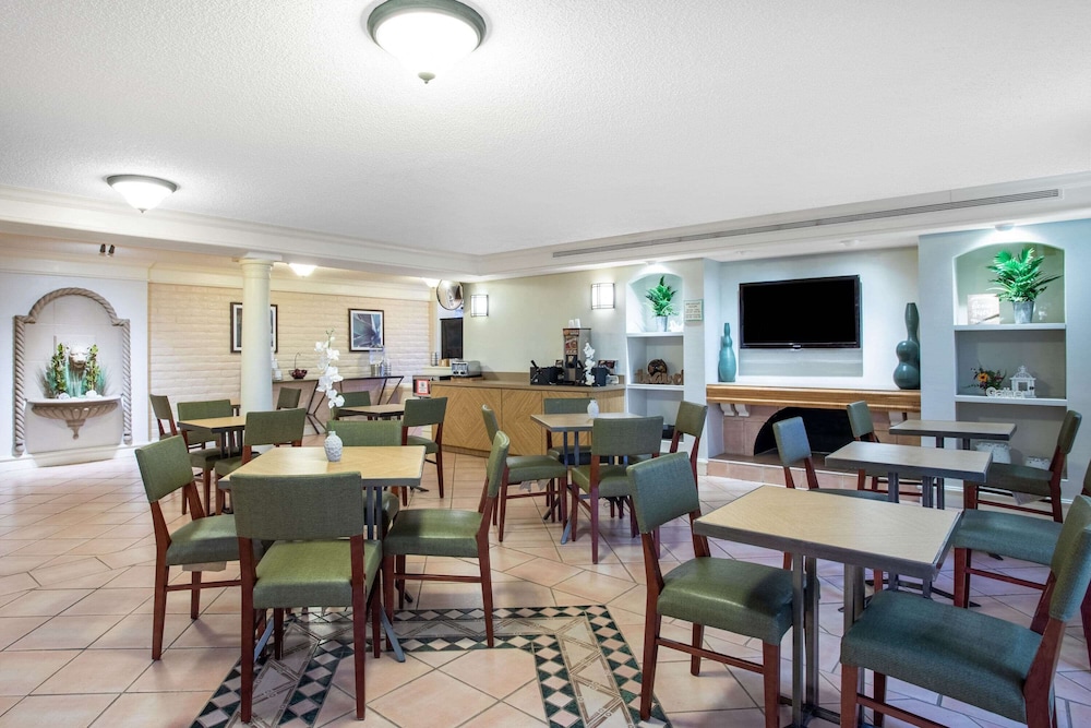 la quinta inn by wyndham huntsville research park