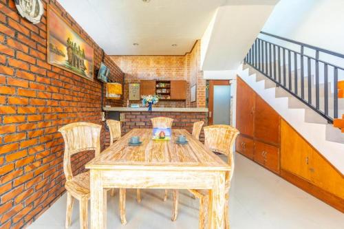 pondok lulik homestay seseh