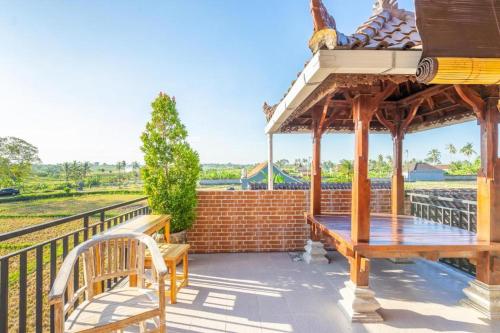 pondok lulik homestay seseh