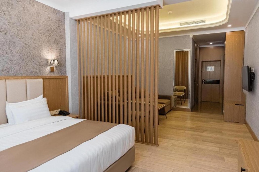 al anvar hotel