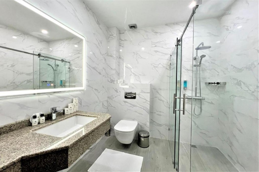 al anvar hotel