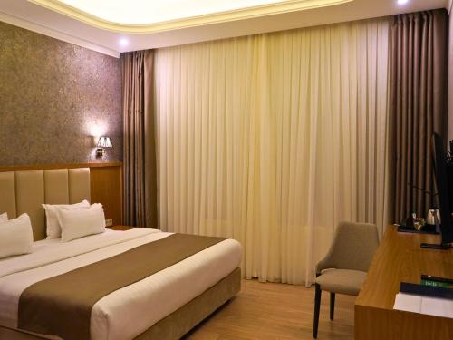 al anvar hotel