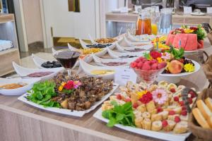 al anvar hotel