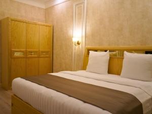 al anvar hotel