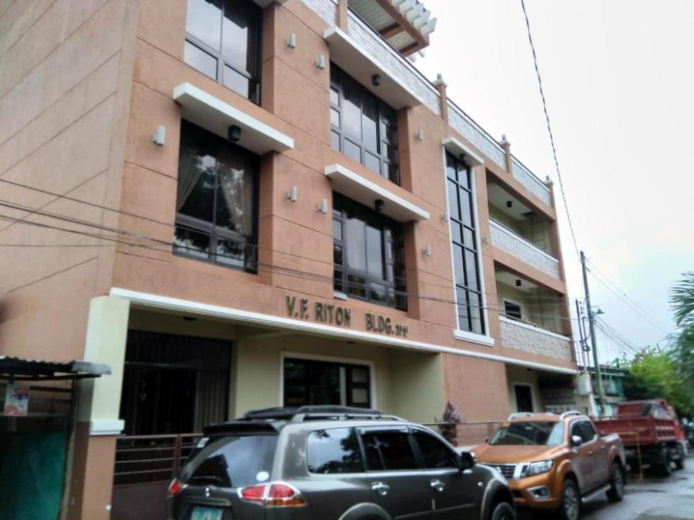 v f riton apartelle