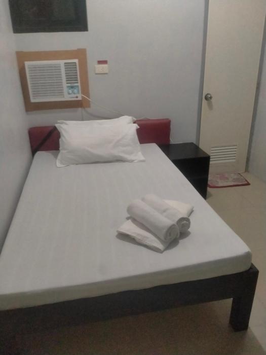v f riton apartelle