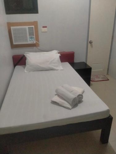 v f riton apartelle