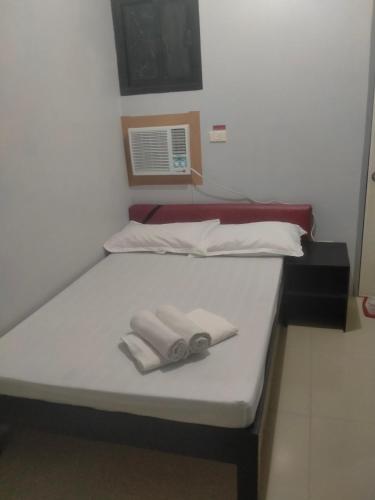 v f riton apartelle