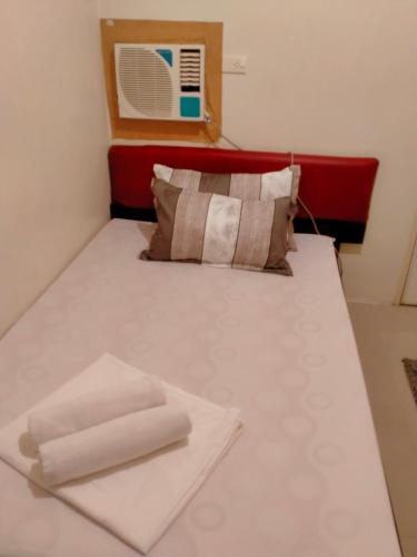 v f riton apartelle