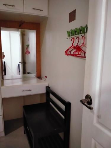 v f riton apartelle