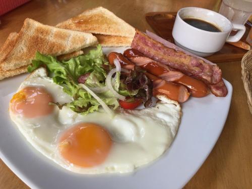 aloft hotel and hostel pattaya