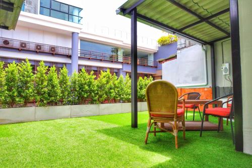 aloft hotel and hostel pattaya