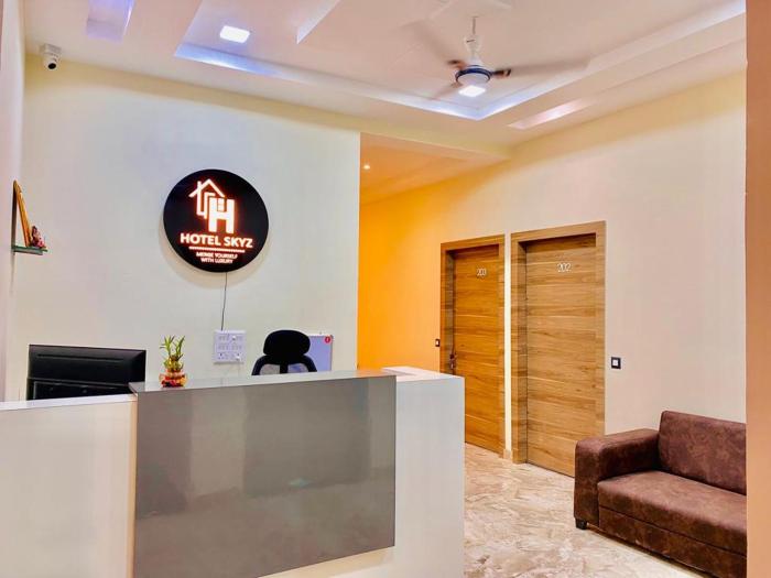 hotel skyz