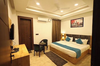 radha bihari nikunj inn and restaurant