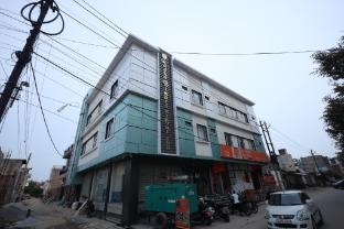 radha bihari nikunj inn and restaurant