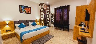 Radha Bihari Nikunj Inn,Mathura>>Mat,5 star